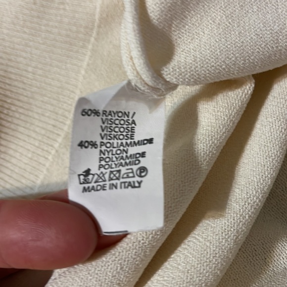 JS Millenium V-neck Knit Top - Picture 10 of 11